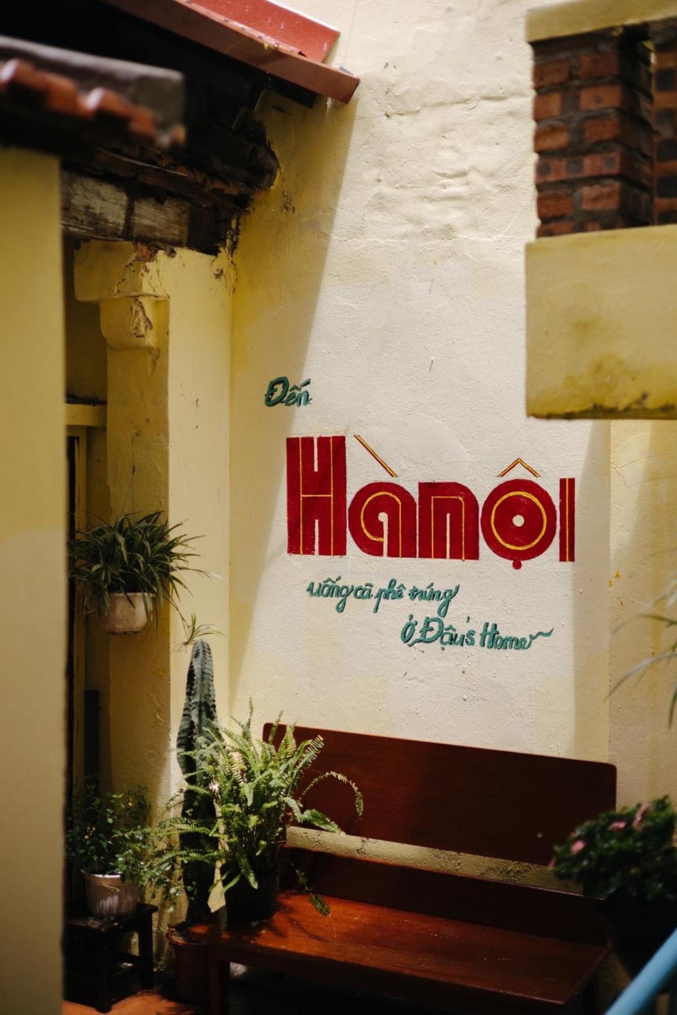 Homestay And Eggcoffee Central Hanoi Old Quarter Exterior photo