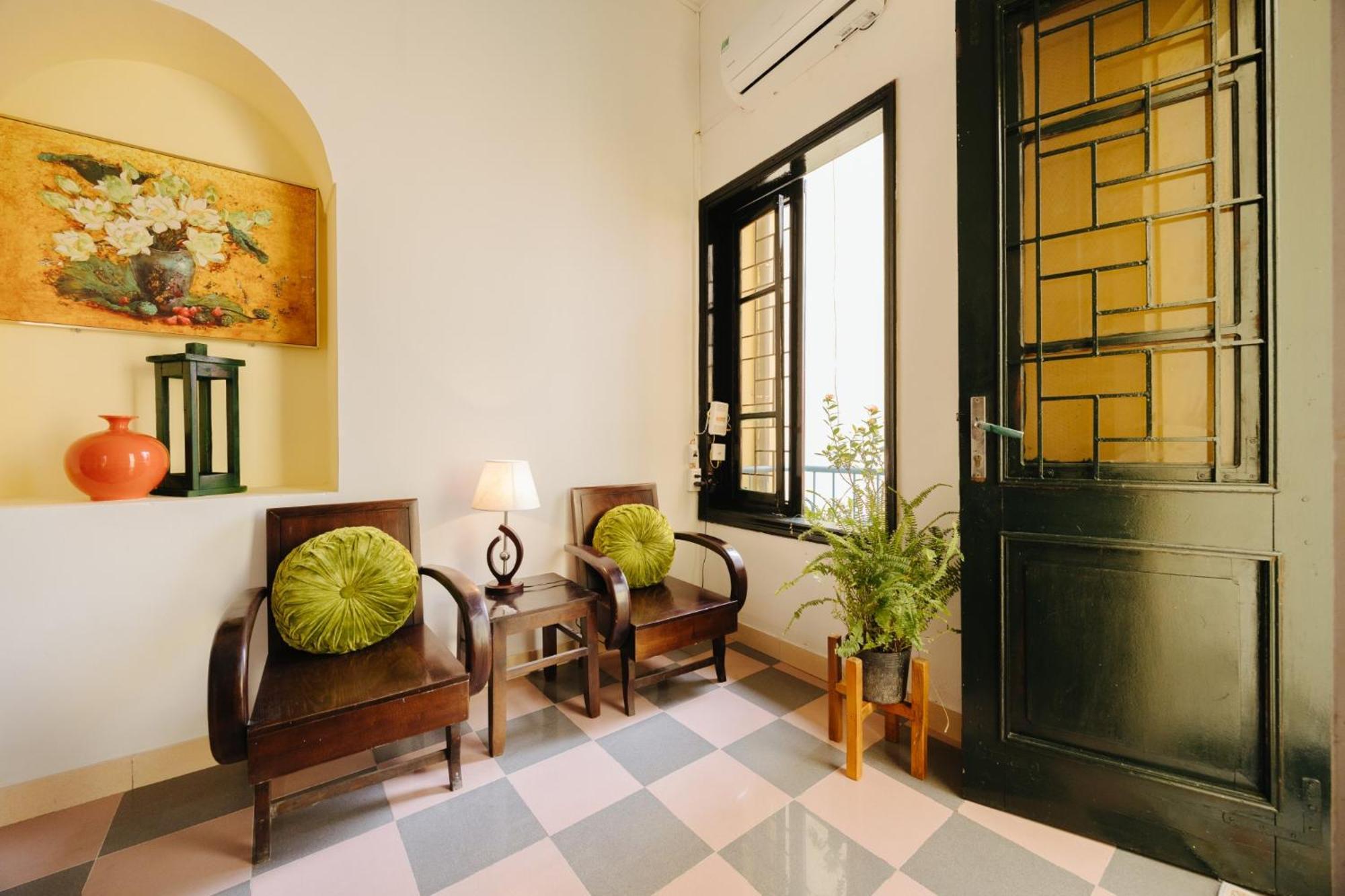 Homestay And Eggcoffee Central Hanoi Old Quarter Exterior photo